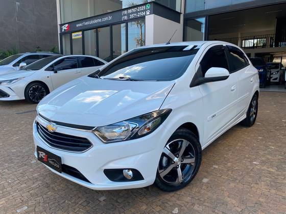 CHEVROLET ONIX 1.4 MPFI LTZ 8V FLEX 4P AUTOMÁTICO CHEVROLET ONIX 1.4 MPFI LTZ 8V FLEX 4P AUTOMÁTICO